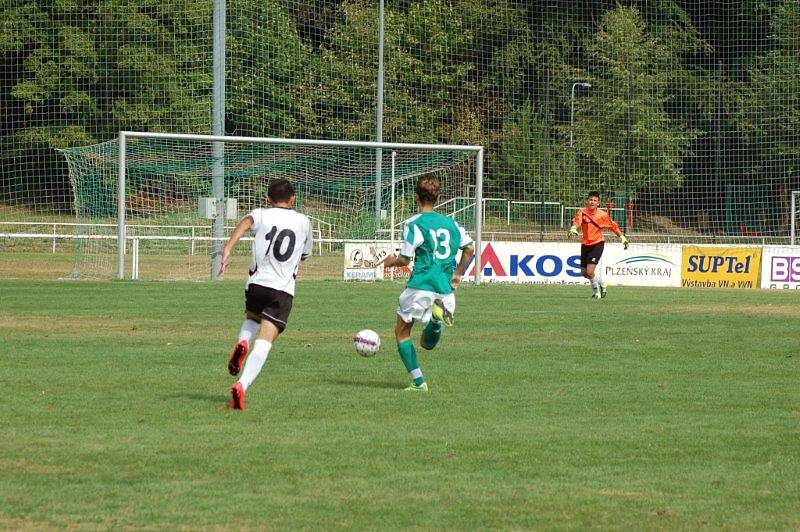 První ligový zápas starších žáků FC Rokycany U15. 