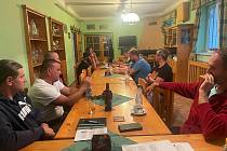 Trenéři družstev si dali schůzku v restauraci stadionu FC Rokycany