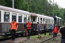 V Týně nad Vltavou se v sobotu konal miniden železnice. U příležitosti zahájení pravidelné prázdninové přepravy cestujících. Na trati jinak cestující nepřepravují.