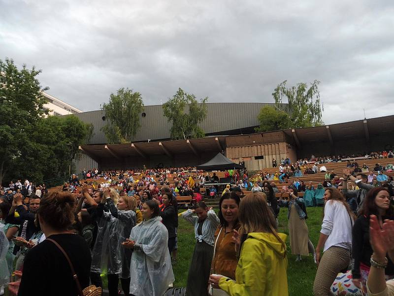 Koncert kapely Čechomor v letním kině Háječek