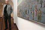 Malíř Milan Ressel (77) vystavuje do 5. února ve Wortnerově domě Alšovy jihočeské galerie. Inspiruje ho jak technická civilizace ovlivňuje krajinu. Autor na snímku.