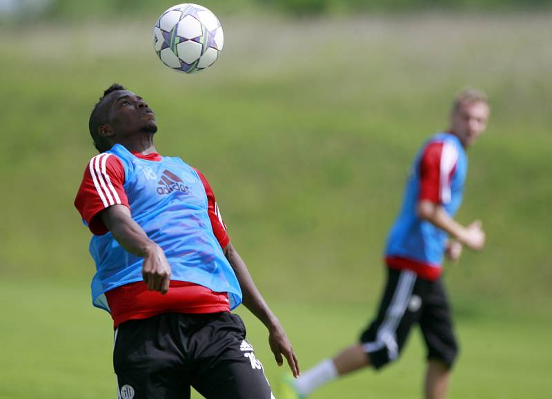 Fotbalisté A-Týmu SK Dynamo České Budějovice zahájili letní přípravu v tréninkovém areálu Složiště. Fernando Tobias Hudson