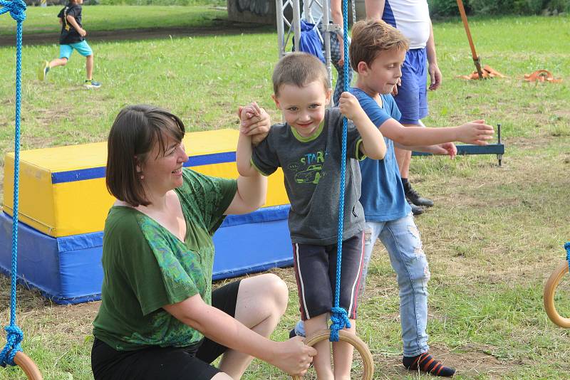 Program v Gymzóně T.J. Sokol pokračoval až do pozdního odpoledne.