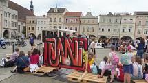 Českobudějovický studentský festival Budějovický Majáles pokračuje.