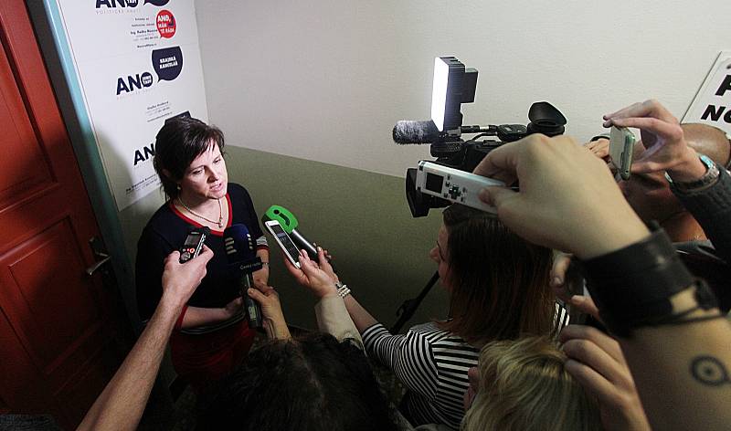 V pondělí dopoledne padla krajská koalice ČSSD, ANO a Jihočechů 2012. Na snímku krajská předsedkyně hnutí ANO Radka Maxová.