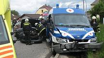 V květnu 2010 se ve Starých Hodějovicích na silnici vedoucí na Vidov střetlo osobní automobil se sanitkou. Zasahující hasiči pomohli s transportem převážené pacientky do jiného sanitního vozu.