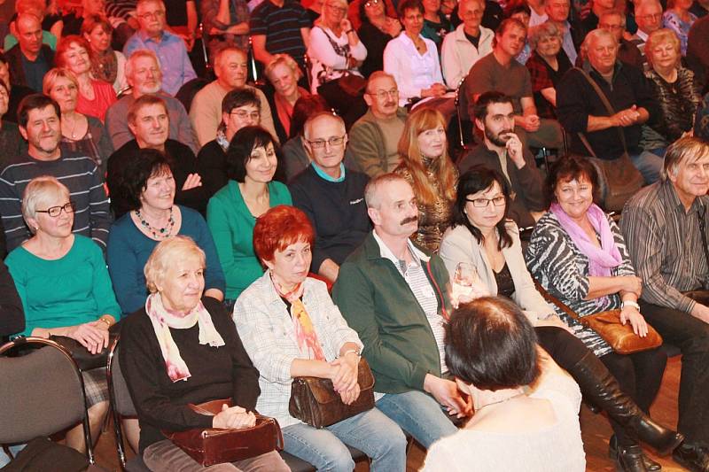 Pocta skupině Minnesengři, kteří vznikli před 45 lety, se odehrála 14. listopadu 2013 v českobudějovickém DK Metropol.