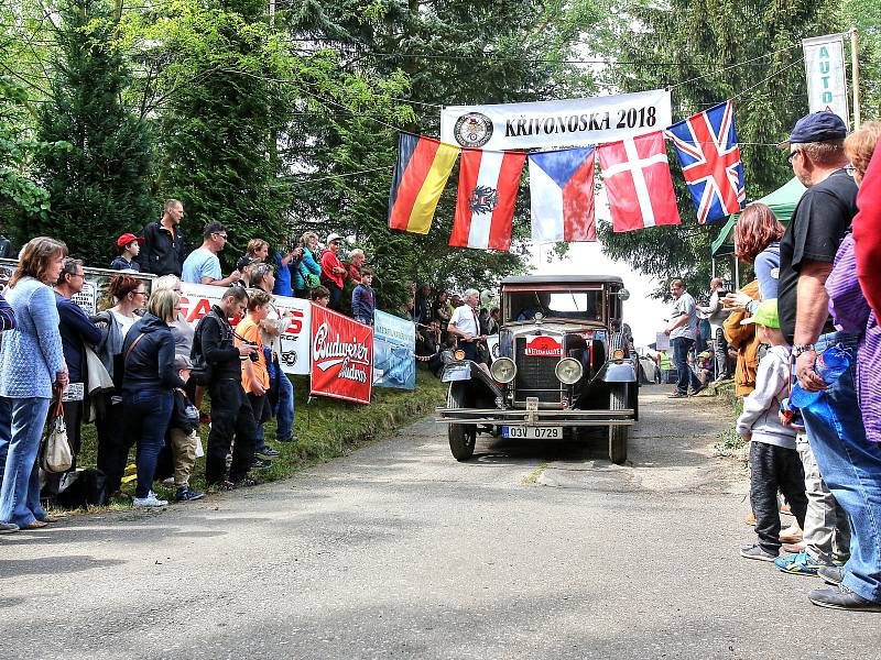 Sobotu si užili milovníci starých aut a motorek s Rallye Křivonoska.