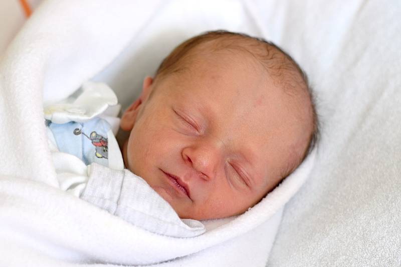 Blanka Štindlová je maminkou novorozeného Josefa Slavíka. Porodila jej 6. 5. 2019 v 16.09 h. Malý Josef po porodu vážil 2,49 kg. Žít bude v krajském městě.