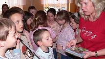 Zpestření pro děti v odpolední družině připravili ve čtvrtek v ZŠ J. Š. Baara v Českých Budějovicích.