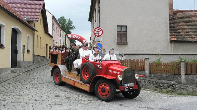 Veteránská akce S kopce do kopce ve Svatém Janu nad Malší.