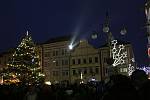 Budějčáci v sobotu rozsvítili vánoční strom na náměstí a zahájili adventní kulturní program.