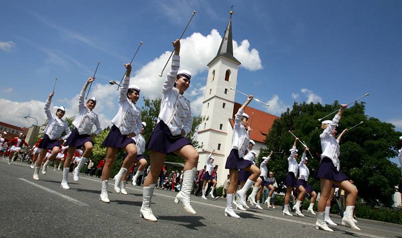 Ve Strakonicích se o víkendu sjely nejúspěšnější mažoretky z Čech, aby předvedly své umění na zemském finále Národního šampionátu. 