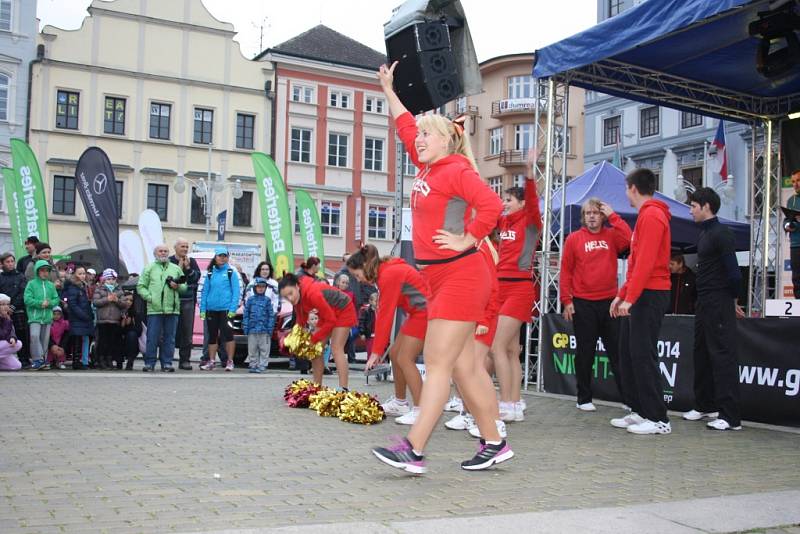 České Budějovice v sobotu rozsvítili běžci s baterkami.