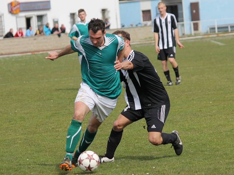   SK Čtyři Dvory porazil Bavorovice 2:1.