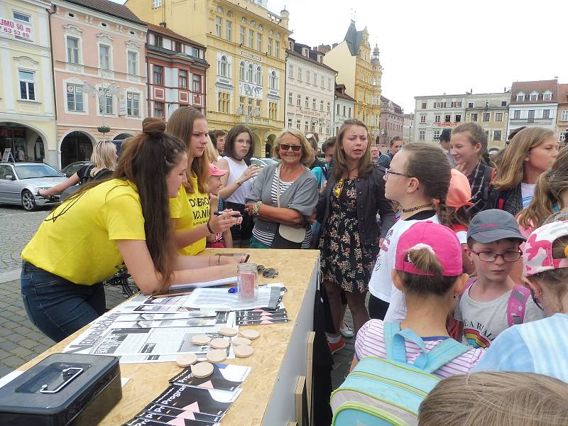 Českobudějovický studentský festival Budějovický Majáles pokračuje.