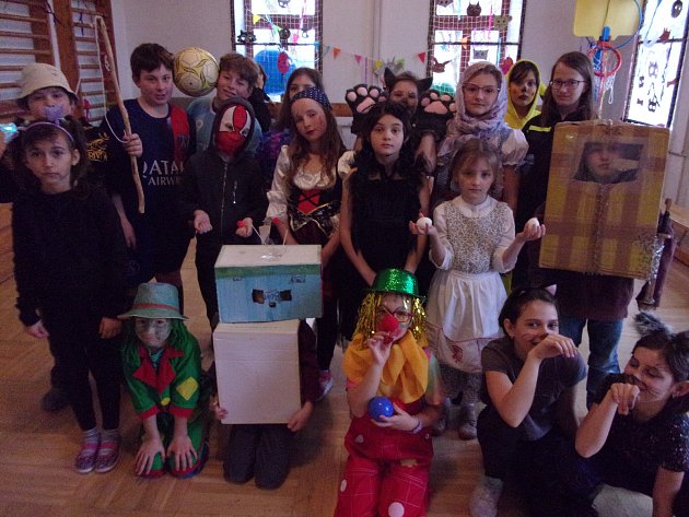 I v letošním školním roce se naše Základní škola a Mateřská škola Žimutice zapojila do projektu Masopust – jeho zvyky a tradice.