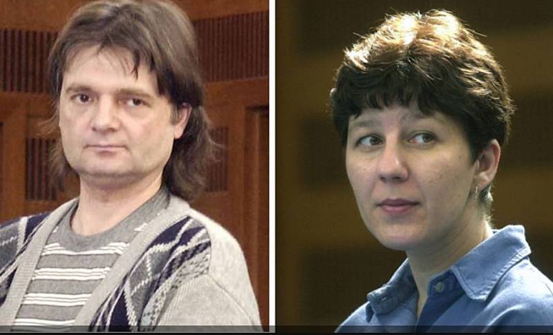 Manželé Jaroslav a Dana Stodolovi u soudu.