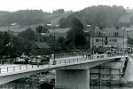 Zatěžkávací zkouška železobetonového mostu v červenci 1968