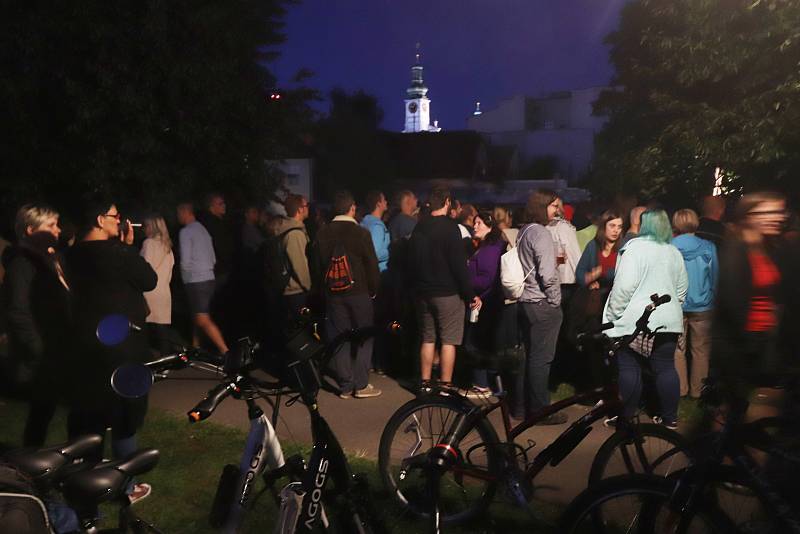 Múzy na vodě 2018 v Českých Budějovicích pokračovaly koncertem Hradišťanu a Jiřího Pavlici.