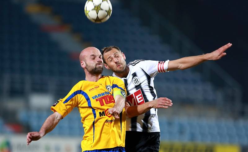 Utkání Fotbalové národní ligy mezi SK Dynamo České Budějovice a FK Varnsdorf. 