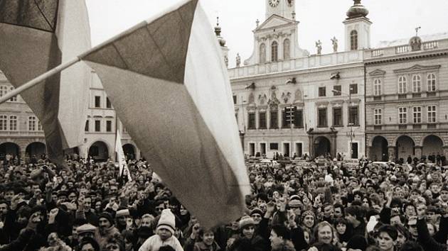 Listopad 1989 v Českých Budějovicích.