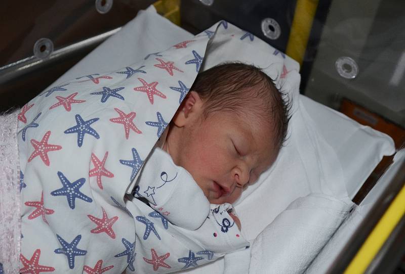 Julie Dunovská z Blatné. Prvorozená dcera Terezy Peterkové a Ondřeje Dunovského se narodila 22. 12. 2020 ve 22.48 hodin. Při narození vážila 3000 g a měřila 47 cm.