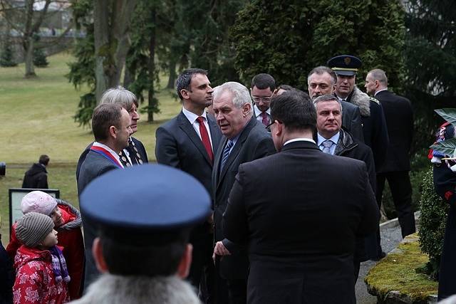 Miloš Zeman se zastavil v Benešově vile v Sezimově Ústí.