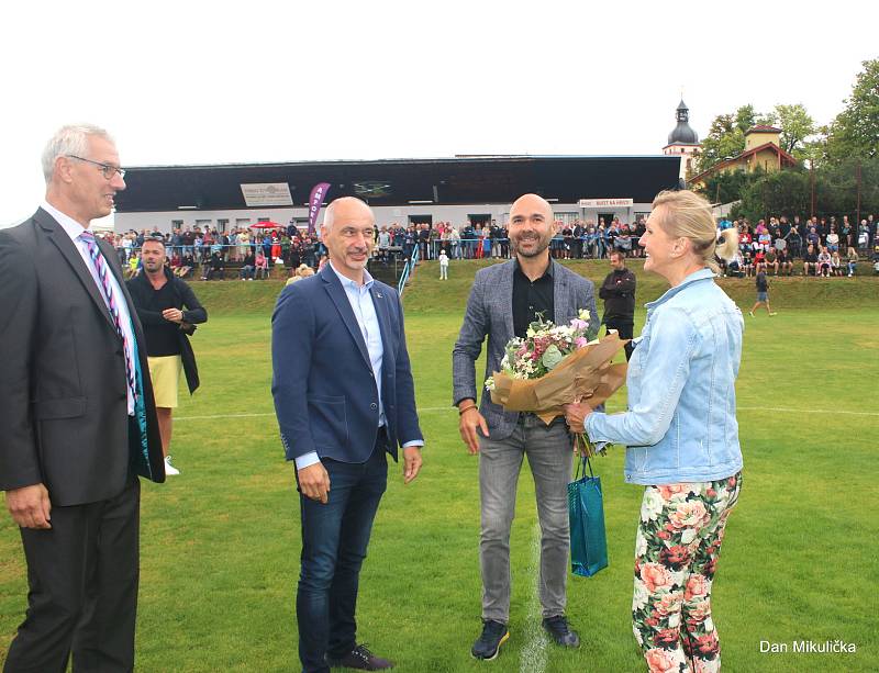 Amfora hrála na oslavách devadesáti let fotbalu na Rudolfově