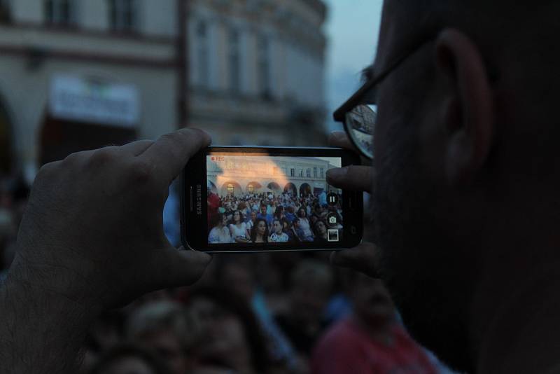 Ve středu odstartoval film Po strništi bos z dílny otce a syna Svěrákových čtvrtý ročník festivalu Slavonice Fest.