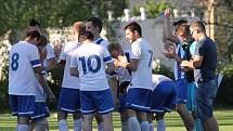 Fotbalisté Dolního Bukovska zdolali v sobotu Mladou Vožici 2:0 (2:0), skórovali Zahradník a Klika.