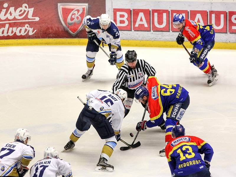 Motor hostil v play off hokejisty z Kladna.