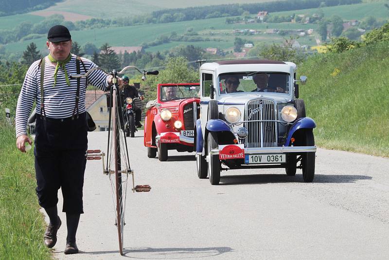 Veteránská Rallye Křivonoska. Ilustrační foto.