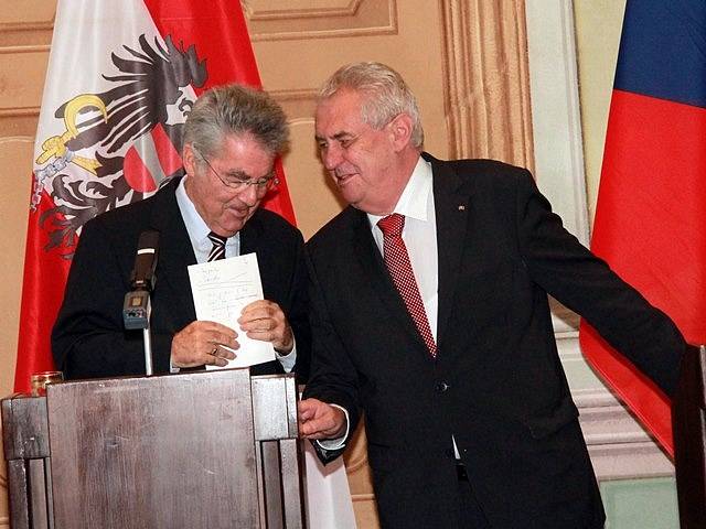 Setkání prezidentů Miloše Zemana a Heinze Fischera v Českém Krumlově.
