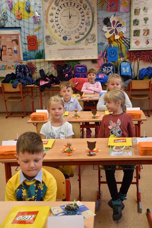 První školní den v Boršově nad Vltavou.