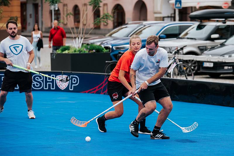 Na českobudějovickém náměstí Přemysla Otakara II. se hrál turnaj Street Floorball League