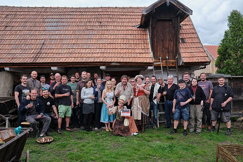 Padla první klapka natáčení nové pohádky Zdeňka Trošky. Zakleté pírko se bude natáčet i na jihu Čech. Foto: archiv filmu Zakleté pírko