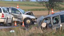 Nehoda mezi obcemi Kaliště a Zaliny  na Českobudějovicku si vyžádala čtyři těžce zraněné osoby.