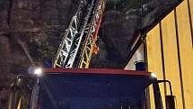 Jihočeští hasiči pomáhají při hašení požáru v Českém Švýcarsku.