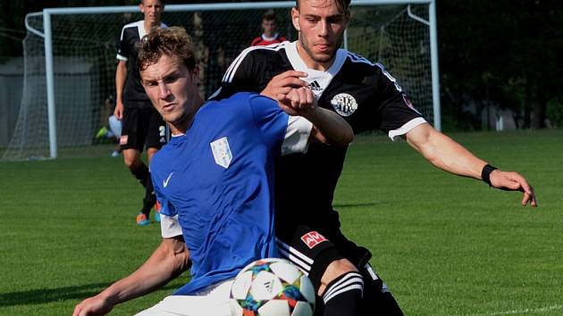 Roman Wermke v zápase s Vlašimí v Kamenici atakuje Hronka: v přípravě zápas skončil 2:2, jak to bude v sobotu ve Vlašimi o body?