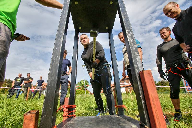 Zátěžový závod policejních jednotek Šumaman 2018 vyhráli policisté z Hradce Králové. Jihočeská zásahovka skončila druhá.