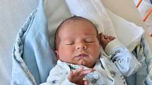 Jakub Lindner se narodil 4. 6. 2016 v 11.52 hod. Vážil 3400 gramů. Pro rodiče Jitku a Jakuba jde o prvorozeného potomka, vychovávat ho budou doma v Lipí.