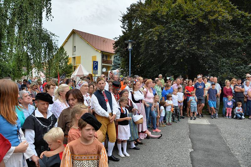 Historické slavnosti si v sobotu užili lidé v Týně nad Vltavou.