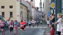 Závodníci Mattoni 1/2Maratonu 2016 v Českých Budějovicích.