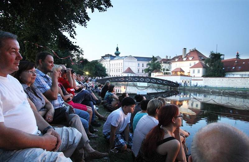 Bára Hrzánová a Condurango vystoupila na festivalu v sobotu.