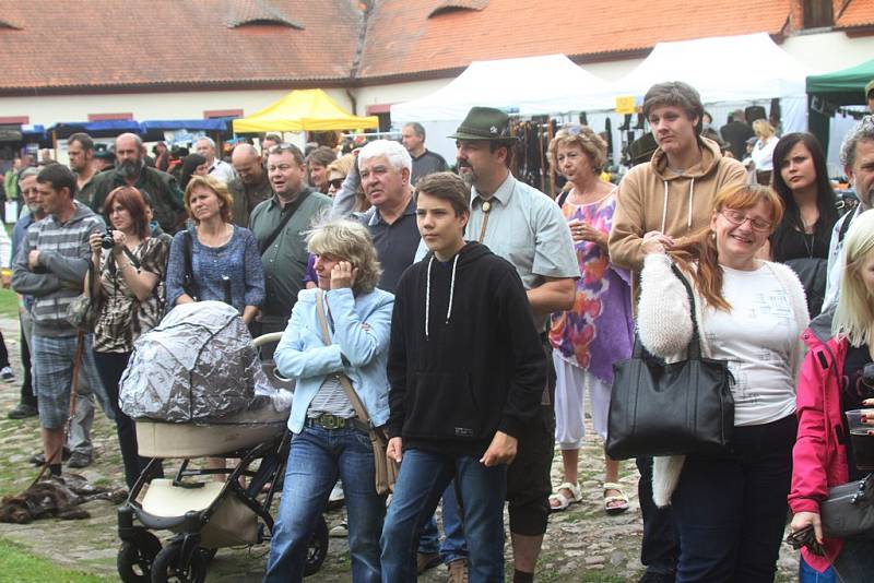 Národní myslivecké slavnosti přilákaly v sobotu do Hluboké nad Vltavou stovky milovníků myslivosti a přírody.