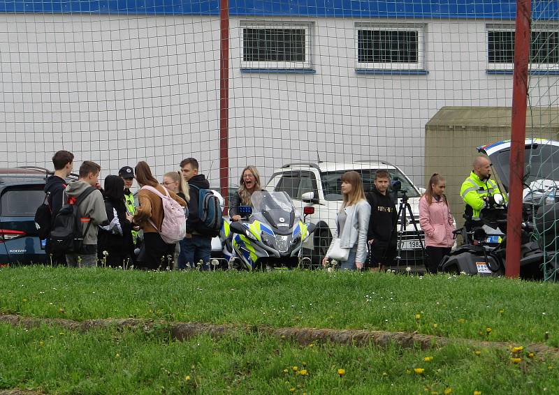 Workshop pro veřejnost Policistou na(ne)čisto se uskutečnil v pátek 6. května v areálu Sportovního klubu policie České Budějovice na Jiráskově nábřeží.