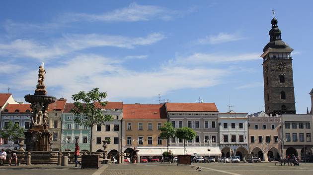 Náměstí Přemysla Otakara II. v centru Českých Budějovic.