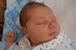 S úctyhodnou porodní váhou 4,32 kg přišel na  svět Tomáš Kutheil. Narodil se v neděli 3.6.2012 ve 21 hodin a 18 minut. Vyrůstat bude v Českých Budějovicích.