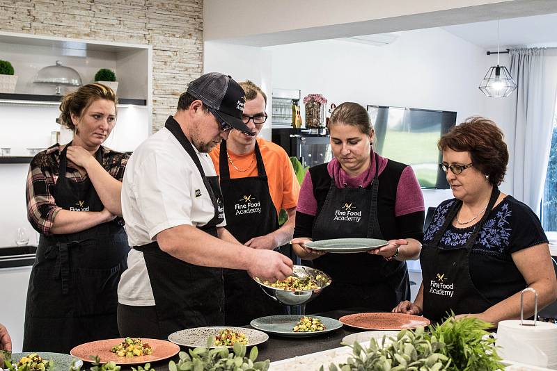 Čtenáři Deníku vařili s Honzou Krobem, majitelem a lektorem Fine Food Academy.